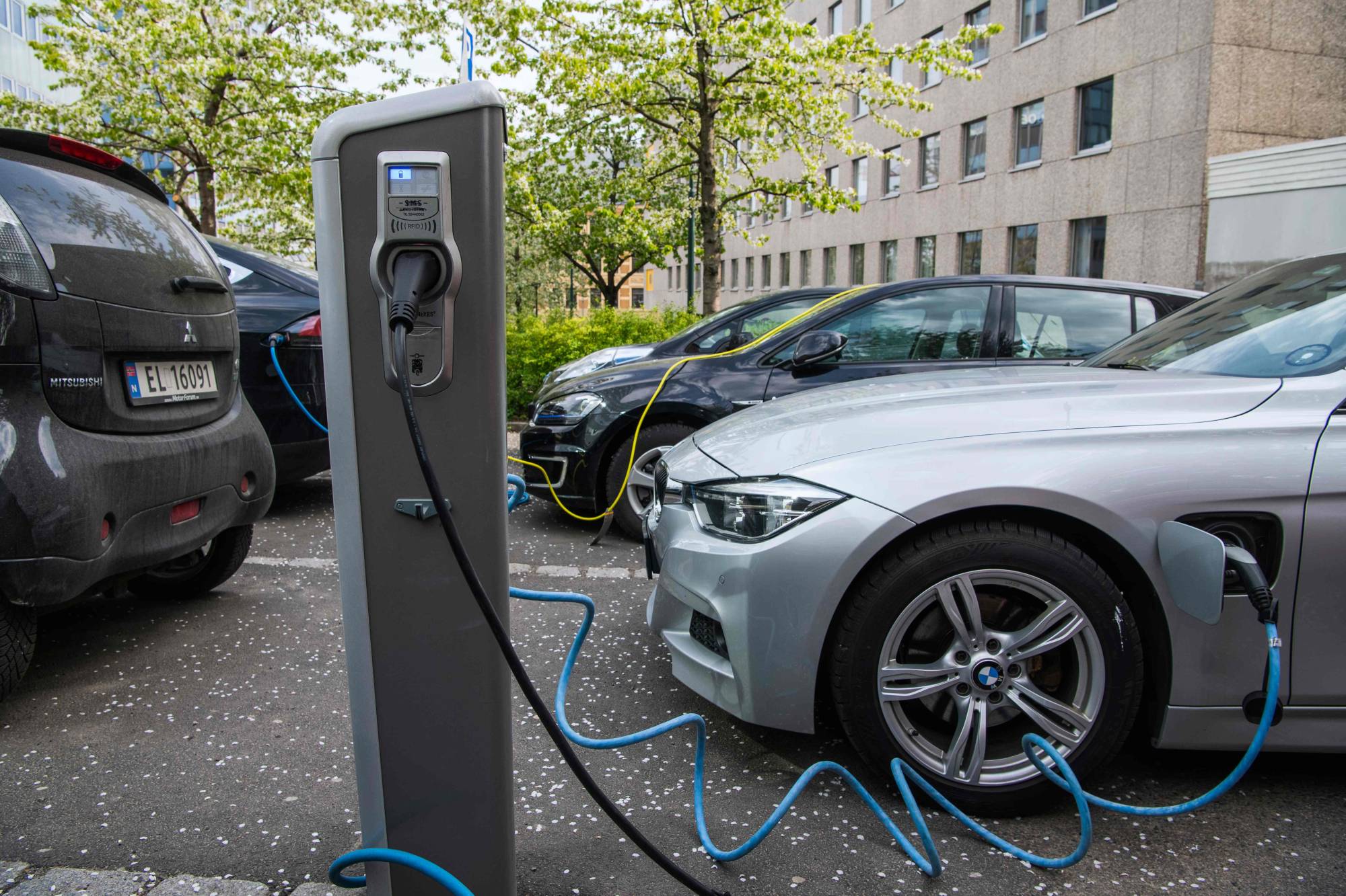 FILES NORWAY CARS ENVIRONMENT