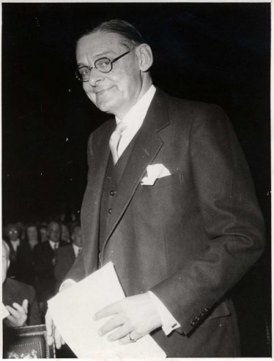 eliot-t-s_foto_LEMO-F-4-260_dhm-e1611345467233