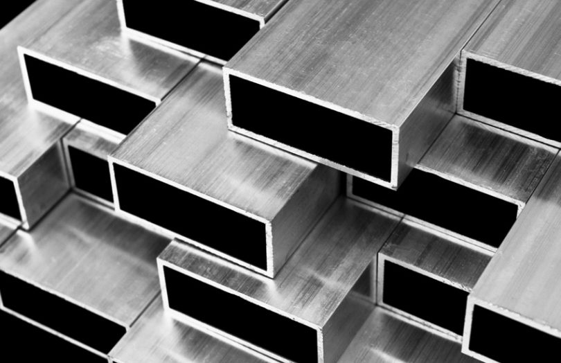 Aluminium 810x524