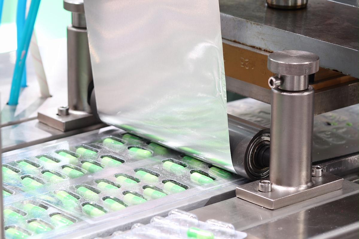 Drug factory photo warut sintapanon dreamstime.com