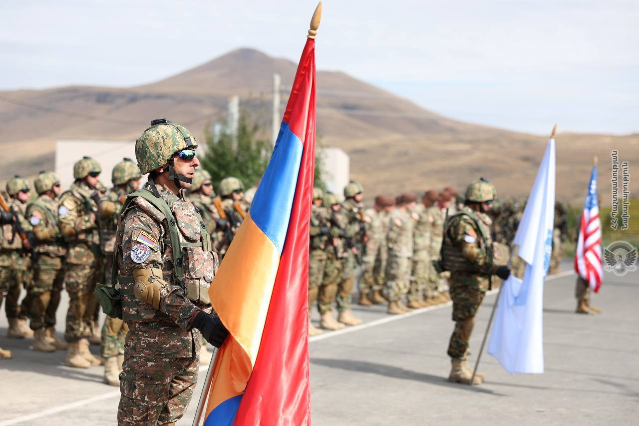 Us Armenia Mil 1